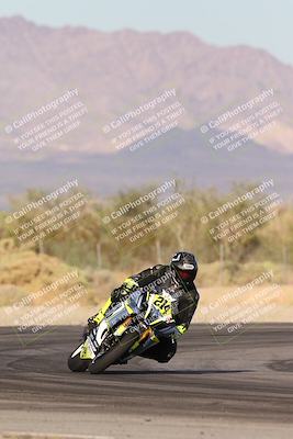 media/Nov-02-2025-CVMA (Sun) [[337aff29ab]]/Race 17-Amateur Supersport Middleweight/